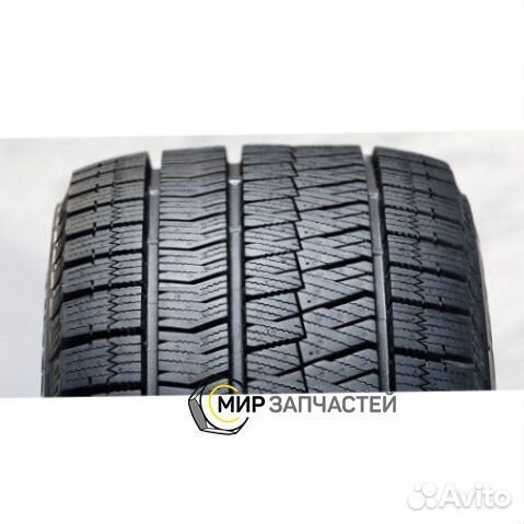 Bridgestone Blizzak Ice 225/60 R16 98S