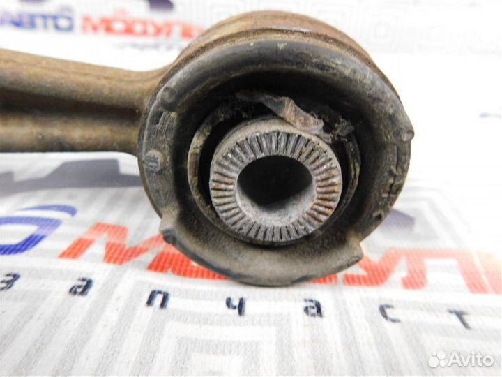 Б/У Рычаг перед лев нижний Toyota Aristo