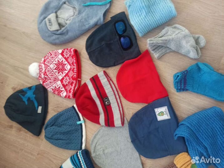 Шапки шарфы носки на мальчика 3-7 лет