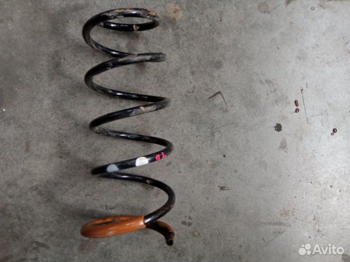 Пружина передняя Renault Duster K4MA690 2013