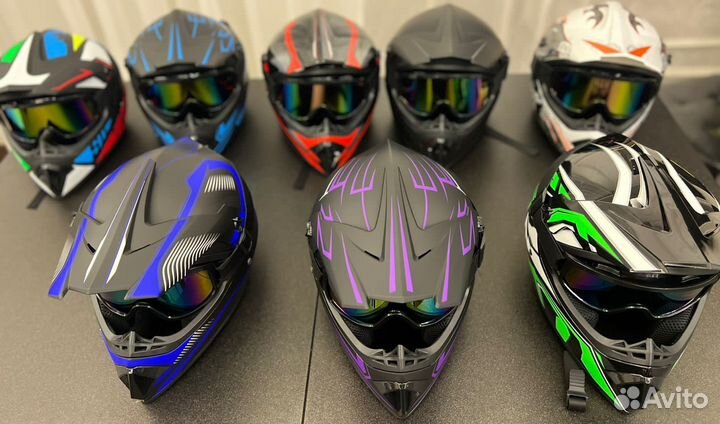 Кроссовый шлем