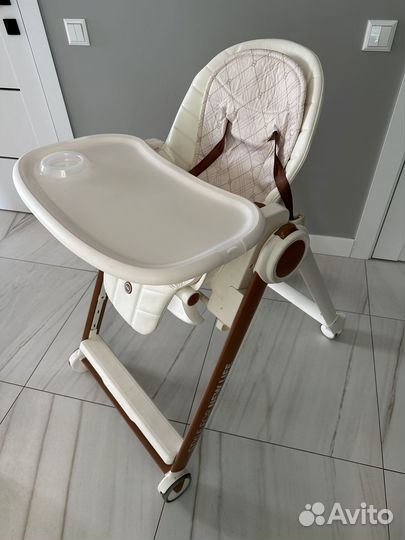 Стульчик для кормления Happy Baby Berny V2