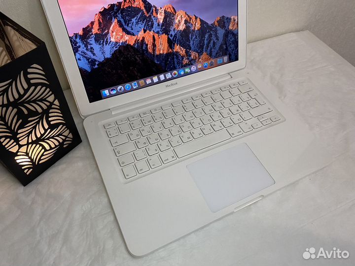 Apple MacBook 13 с SSD + Windows 7