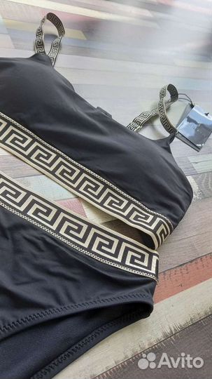 Купальник женский 42 44 новый