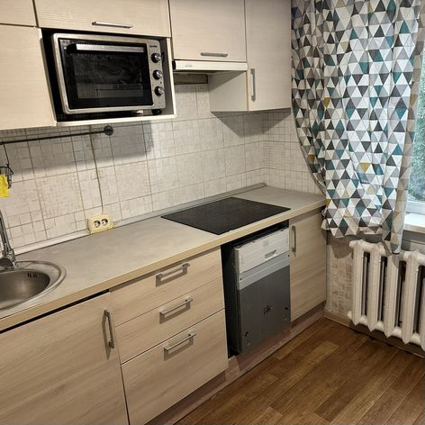 2-к. квартира, 42 м², 2/5 эт.