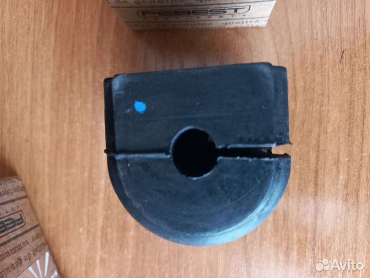 Втулки заднего стабилизатора