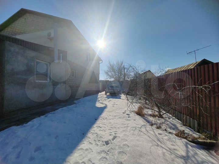 Коттедж 164,7 м² на участке 5 сот.