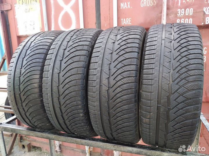 Michelin Pilot Alpin PA4 235/55 R17 93D