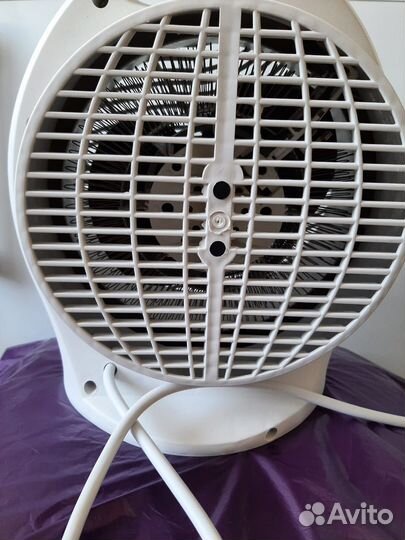 Тепловентилятор Wellton WFH-201