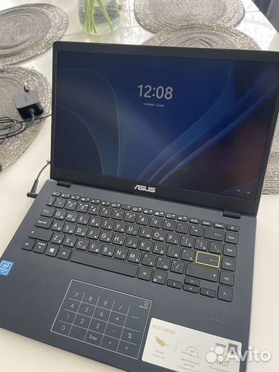 Ноутбук asus laptop