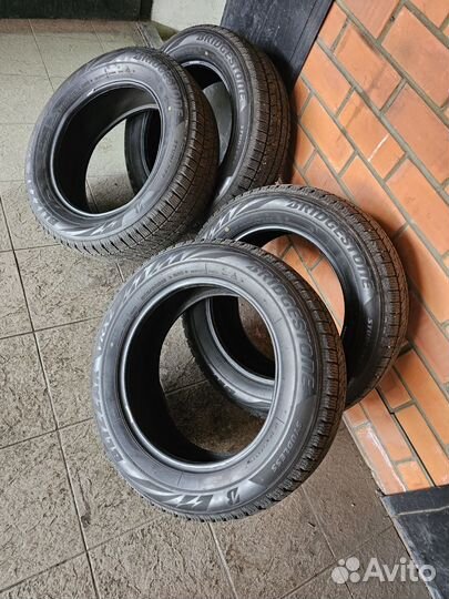 Bridgestone Blizzak VRX2 205/60 R16