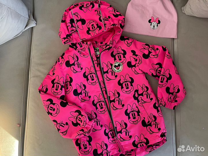 Демисезонная куртка на девочку 116