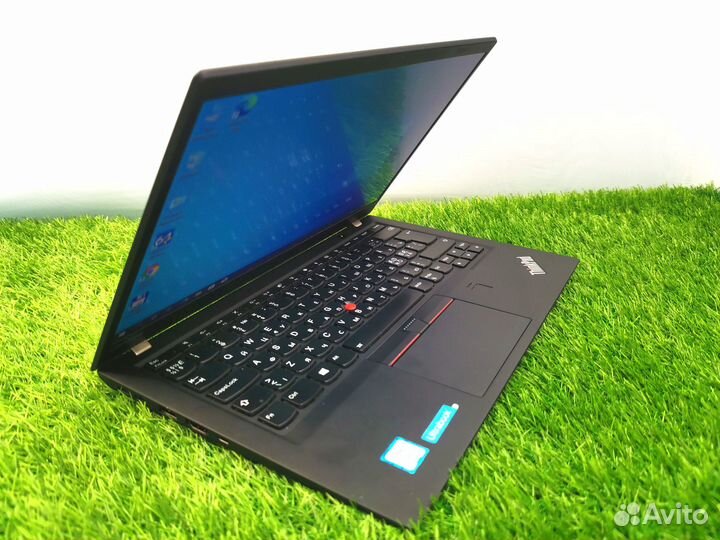 Ноутбук Lenovo ThinkPad X1 Carbon i5