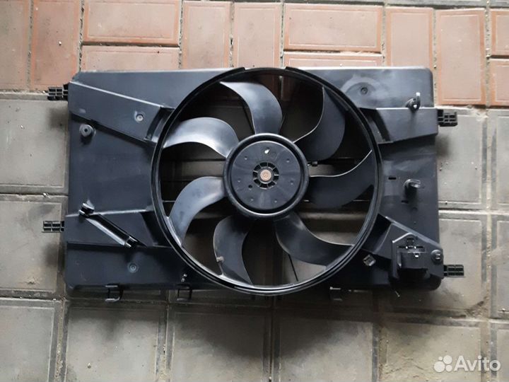 Вентилятор охлаждения Chevrolet Cruze