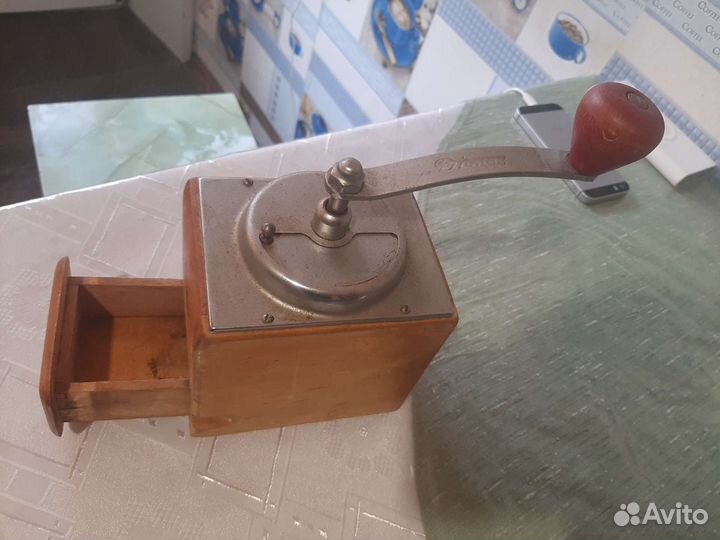Кофемолка ручная СССР антиквариат торг