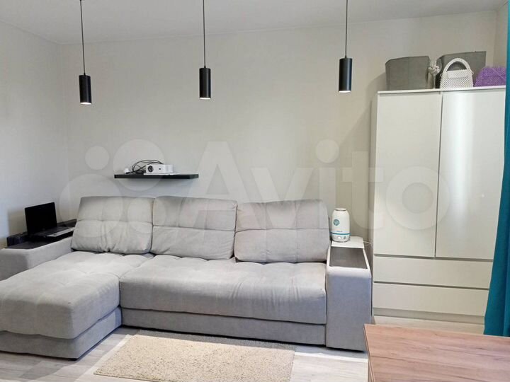 2-к. квартира, 57 м², 3/3 эт.