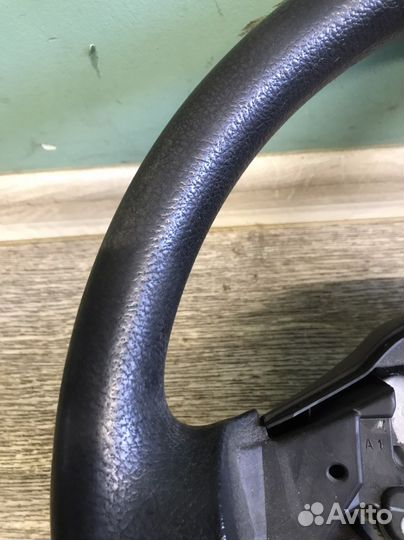 Руль Toyota corolla 150