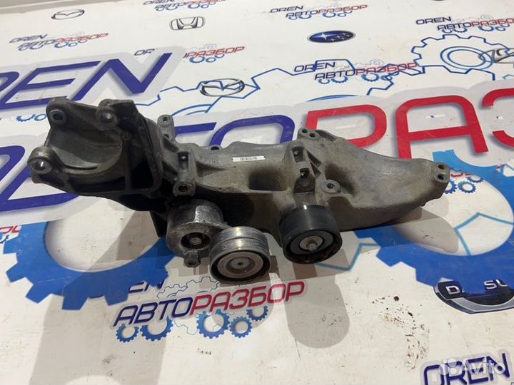 Кронштейн генератора Nissan Terrano D10 2.0