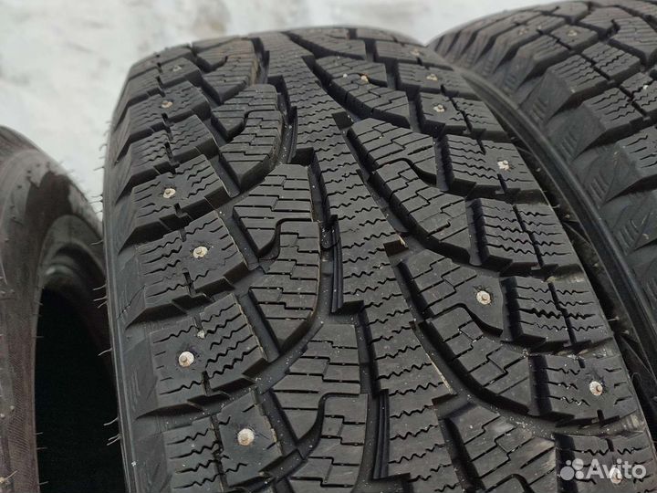 Hankook I'Pike RW11 215/60 R17