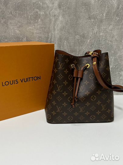 Сумка Louis Vuitton