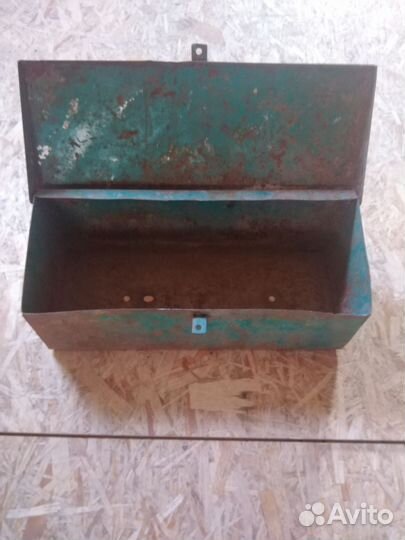 Ящик металлический