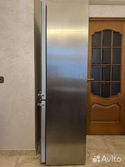 Холодильник двухкамерный бу