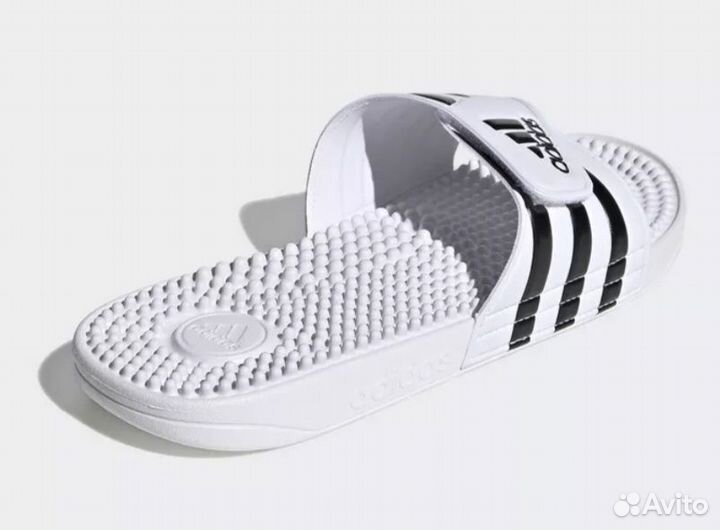 Шлепанцы adidas белые