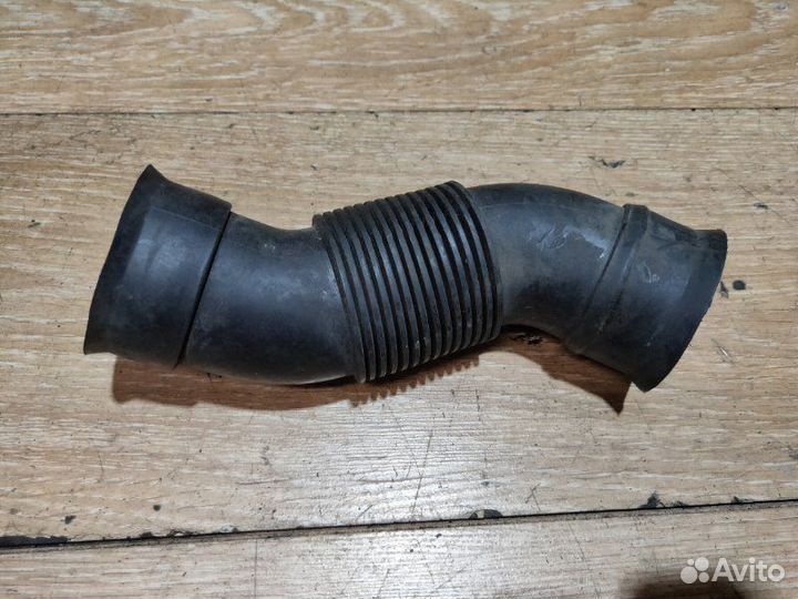 Патрубок воздушного фильтра Opel Corsa C 1.4 Z14XE
