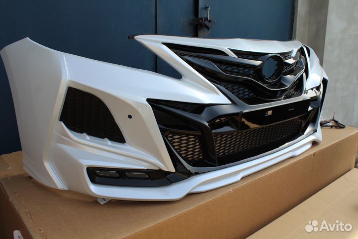 Обвес на Camry V70, белый перламутр