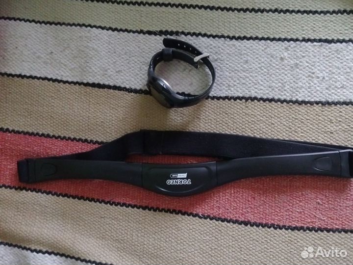 Нагрудный пульсометр с часами