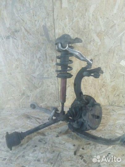 Стойка амортизатора передняя правая Audi A4 B5