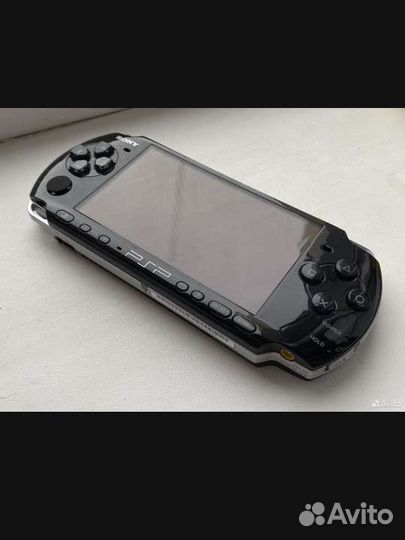 Sony PSP 3008 прошитая с играми