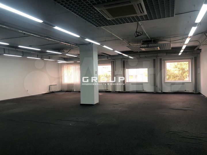 Просторный офис 880 м2