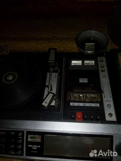 Проигрыватель винила