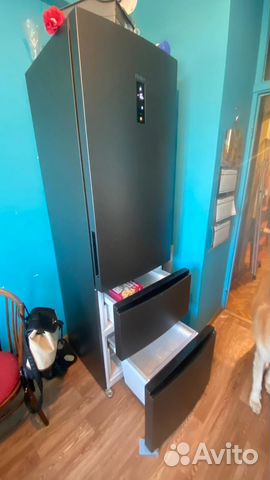 Холодильник Haier A2F737cdbg в идеальном состоянии