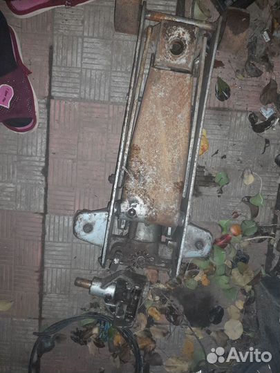 Домкрат подкатной нерабочий