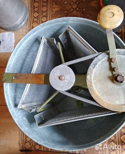 Медогонка 3 рамочная