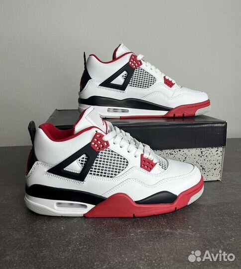 Nike air jordan 4