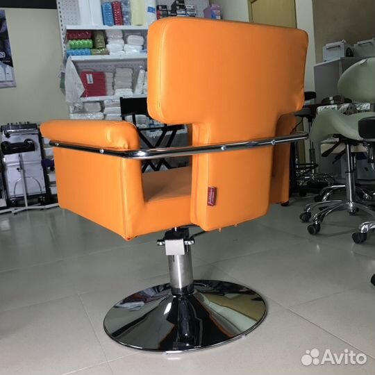 Кресло парикмахерское