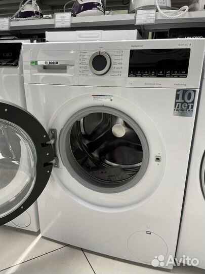 Стиральная машина узкая Bosch Serie 4 WHA122xmoe