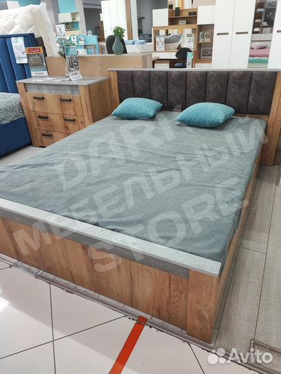 Кровать двуспальная
