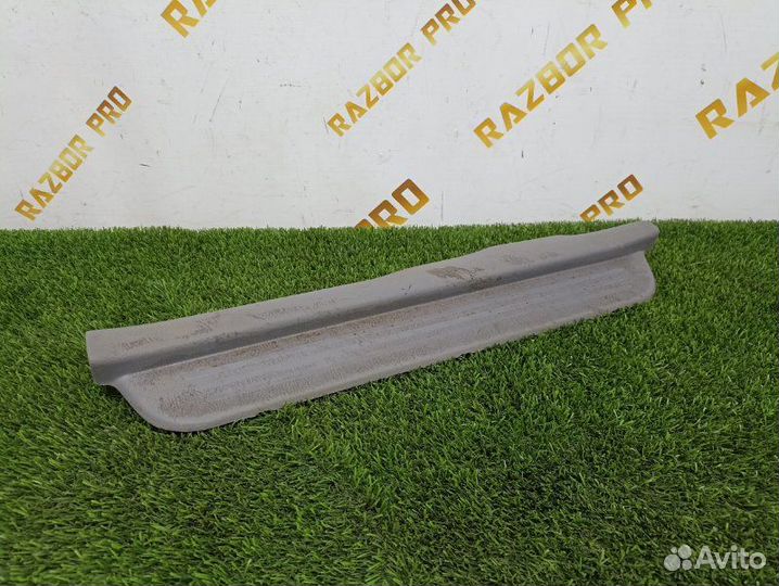 Накладка на порог передняя левая Hyundai Accent