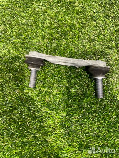 Стойка стабилизатора задняя правая Ford Mustang