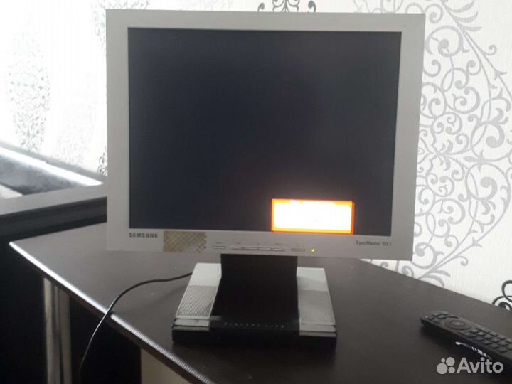 Монитор Samsung