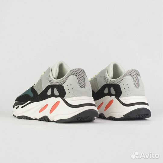 Кроссовки Adidas Yeezy Boost 700 Wave Runner new