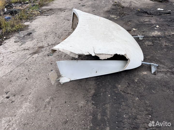 Спойлер на renault