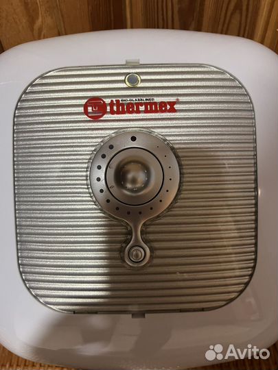 Водонагреватель термекс 10л