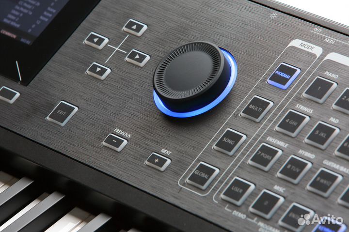 Синтезатор рабочая станция