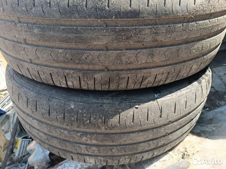 Centennial Tires Dirt Commander MT 215/65 R16