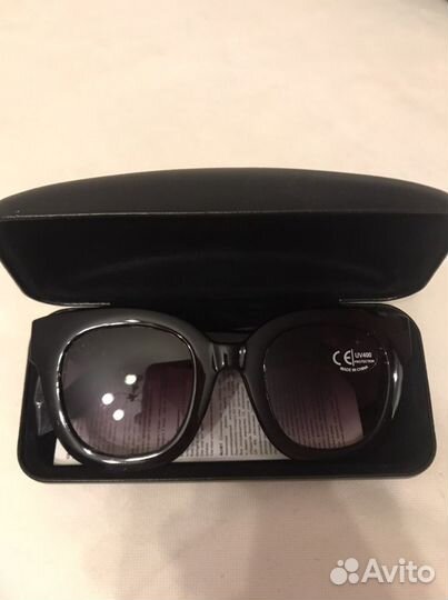 Очки солнцезащитные женские, новые в чехле